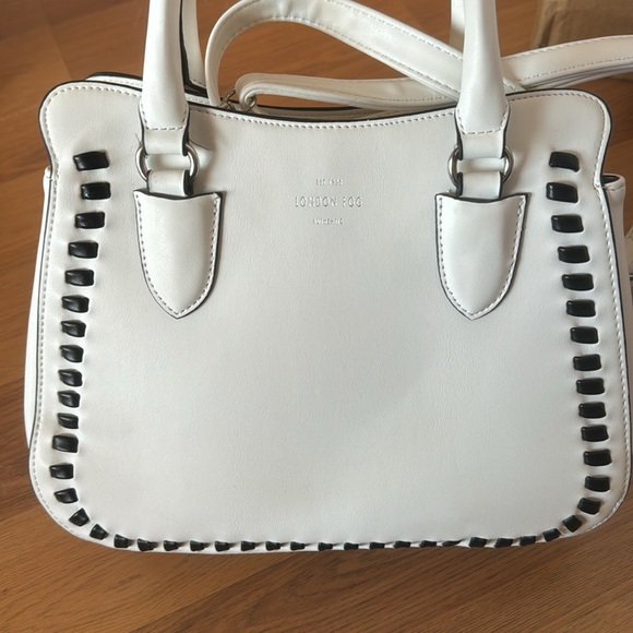 London Fog White and Black Satchel - Picture 3 of 11